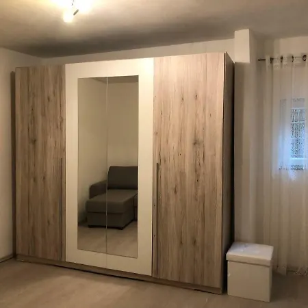 Ferienwohnung Beutelsbacherstrasse 12 Unterturkheim Штутгарт
